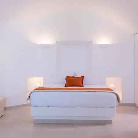 Amber Light Hotel Imerovigli (Santorini)