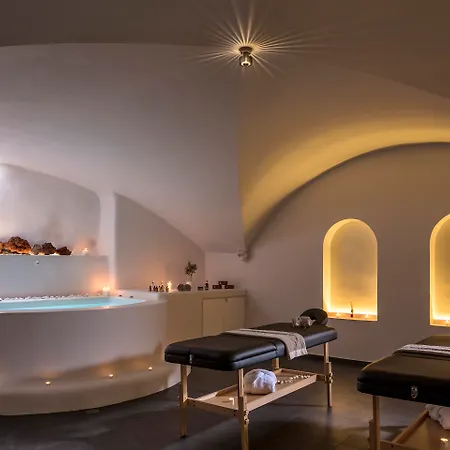 Amber Light Hotel 4*