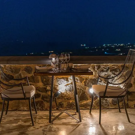 Amber Light Hotel Imerovigli (Santorini)